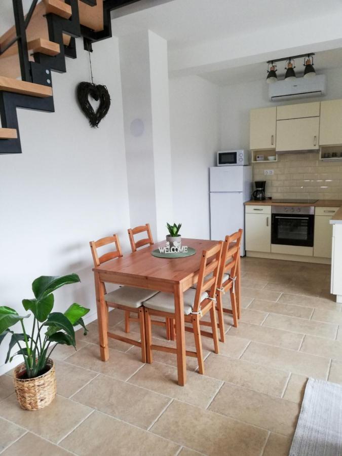 Ferienwohnung Zoeld Terasz Vendeghaz Egerszalók Exterior foto